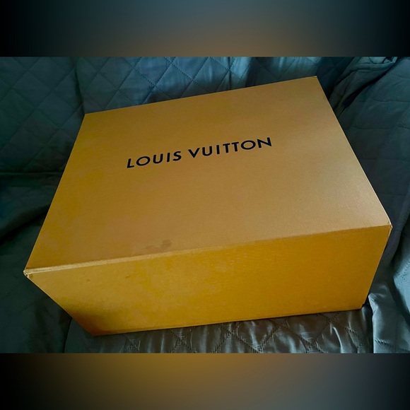 Authentic Louis Vuitton Gift Box - Picture 3 of 3